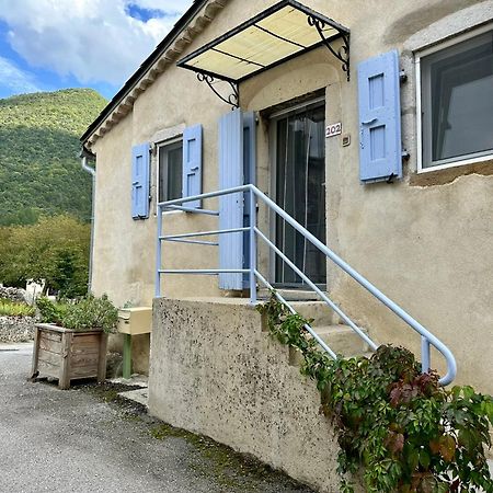Maison De Village Aux Portes Du Vercors Chamaloc Luaran gambar